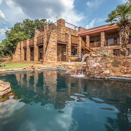 Idwala Le Ingwe Lodge Hekpoort Ngoại thất bức ảnh