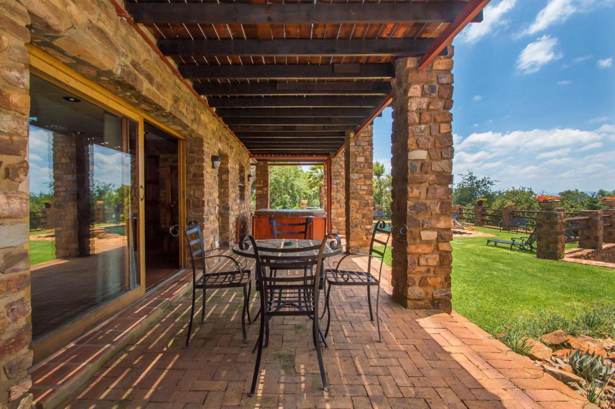 Idwala Le Ingwe Lodge Hekpoort Ngoại thất bức ảnh
